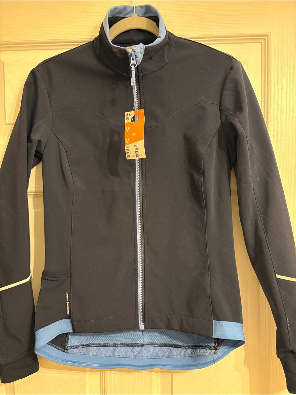 DECATHLON RUNNING/CYCLING JACKET